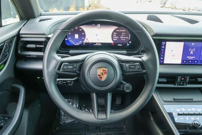 2025 Porsche Macan Electric 4