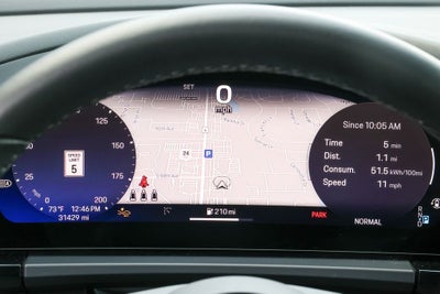 2025 Porsche Macan Electric 4
