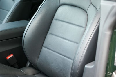 2025 Porsche Macan Electric 4