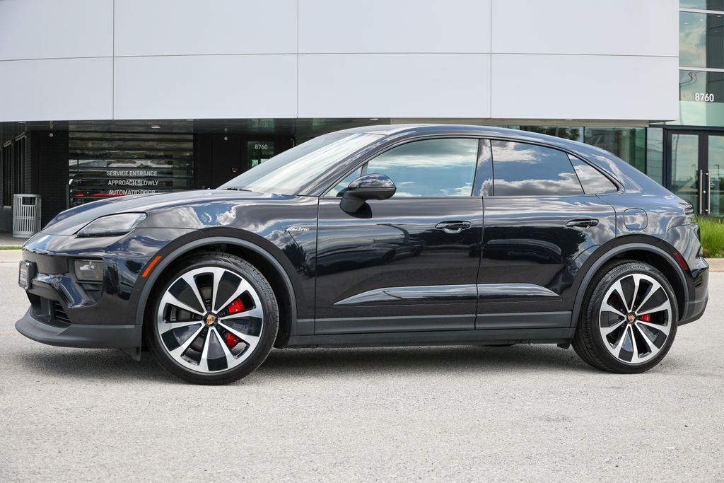 2025 Porsche Macan Electric 4S