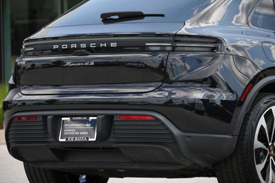 2025 Porsche Macan Electric 4S