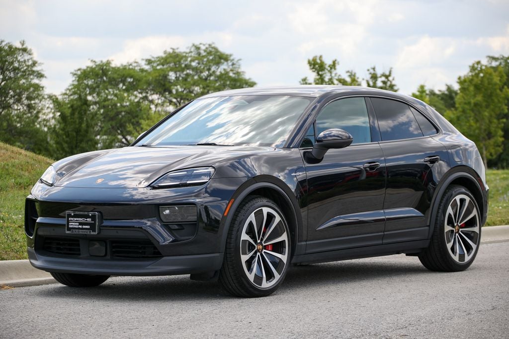 2025 Porsche Macan Electric 4S
