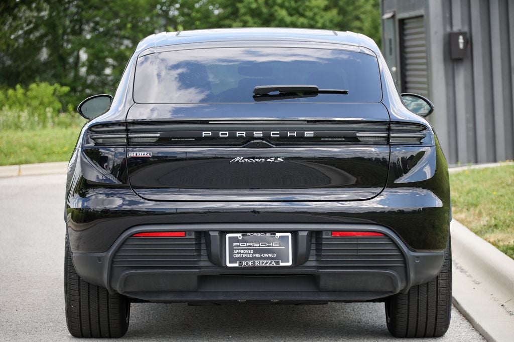 2025 Porsche Macan Electric 4S