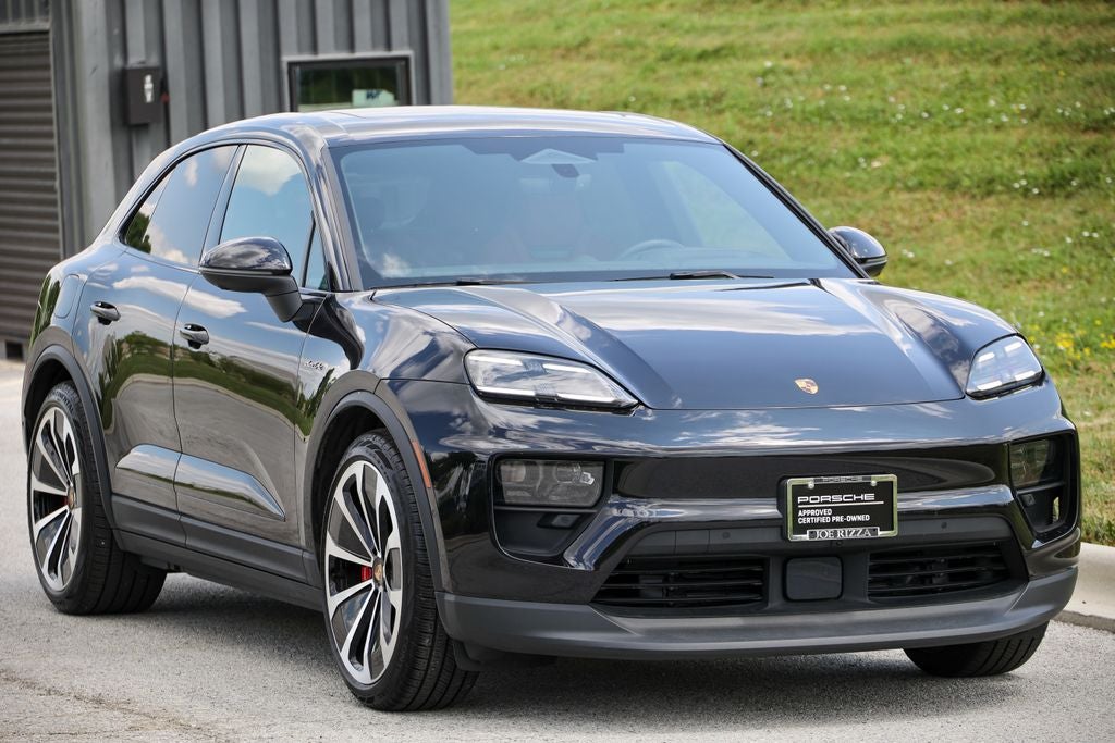 2025 Porsche Macan Electric 4S