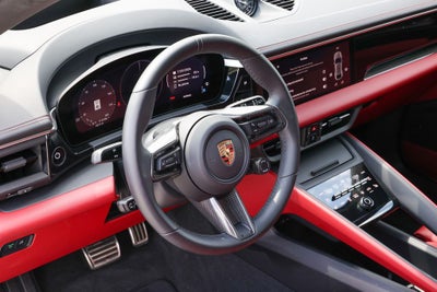 2025 Porsche Macan Electric 4S