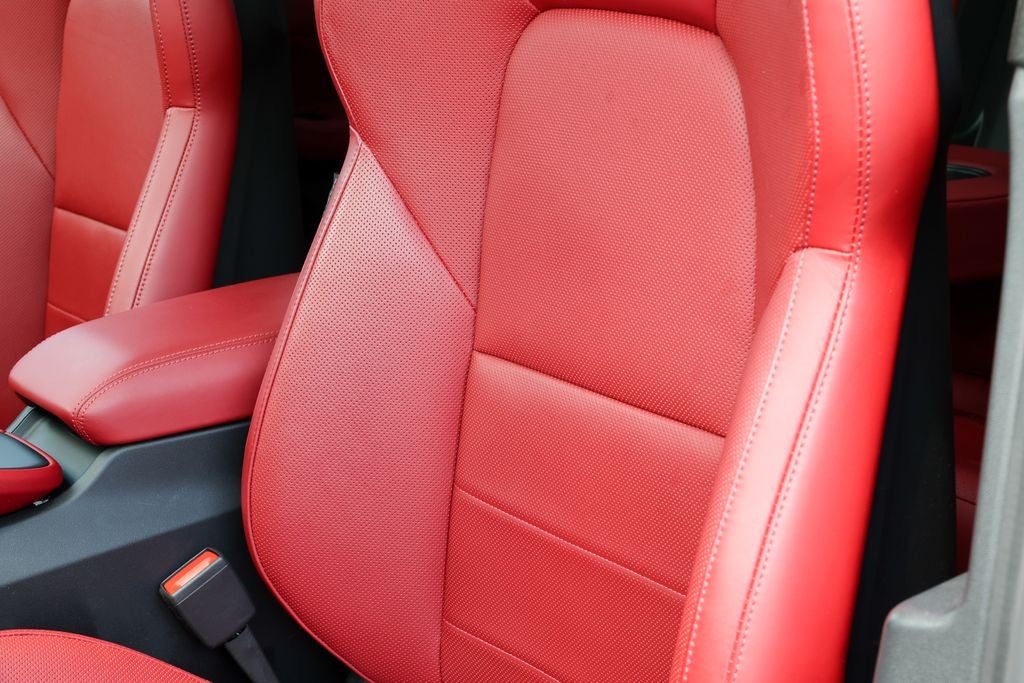 2025 Porsche Macan Electric 4S