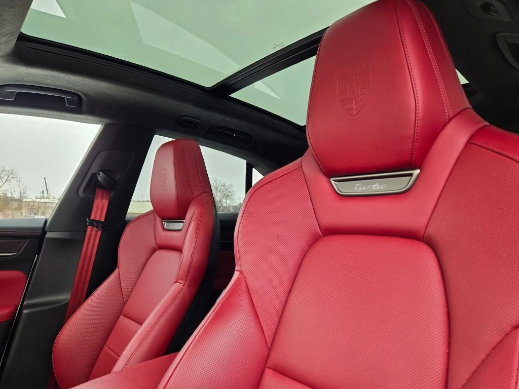 2025 Porsche Macan Electric Turbo