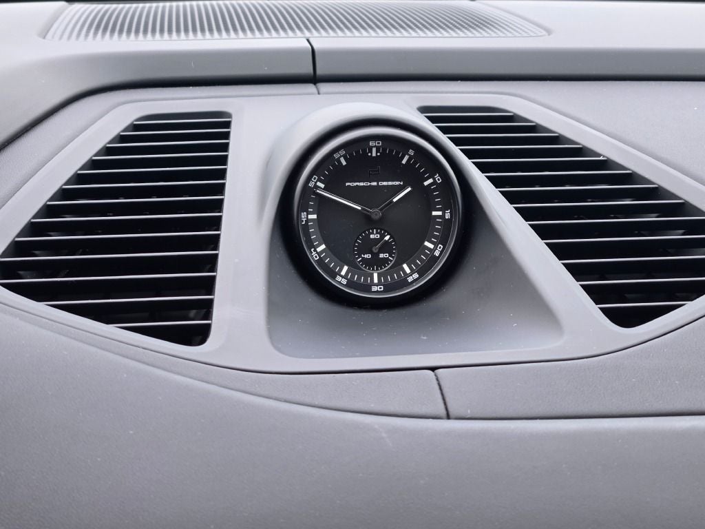 2025 Porsche Macan Electric Turbo