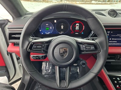 2025 Porsche Macan Electric Turbo