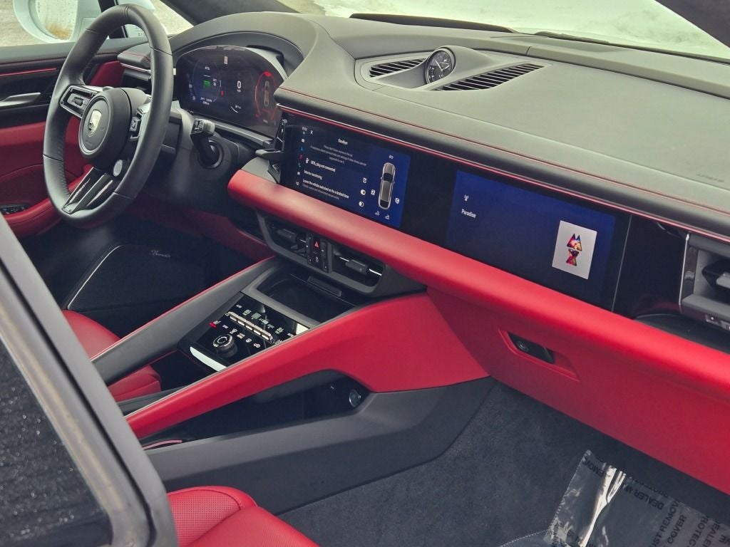 2025 Porsche Macan Electric Turbo