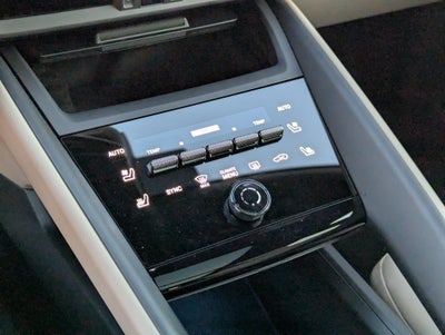 2025 Porsche Macan Electric Base