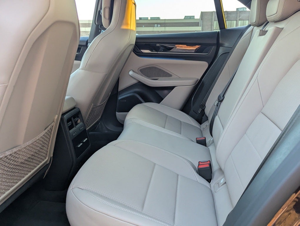 2025 Porsche Macan Electric Base