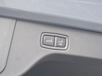 2025 Porsche Macan Electric Base