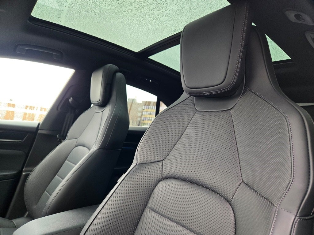 2025 Porsche Macan Electric Base