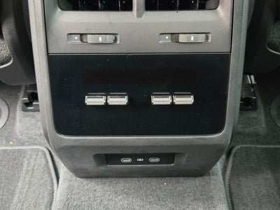 2025 Porsche Macan Electric Base