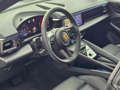 2025 Porsche Macan Electric Base