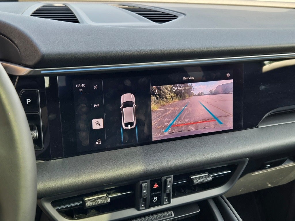 2025 Porsche Macan Electric Base