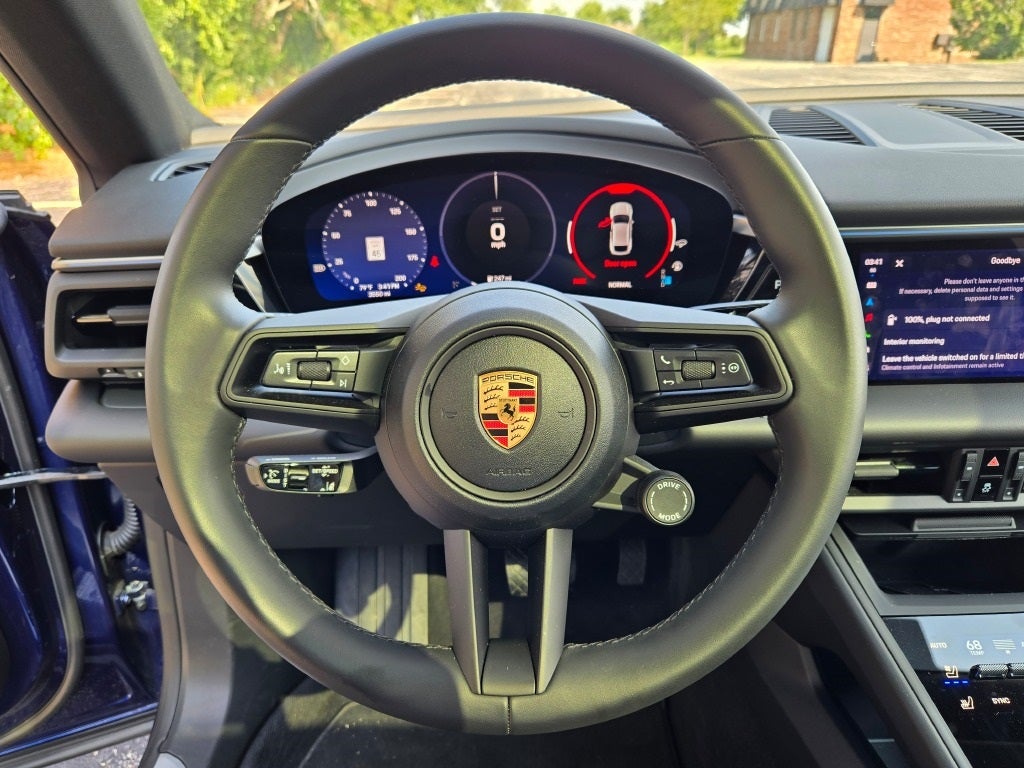 2025 Porsche Macan Electric Base