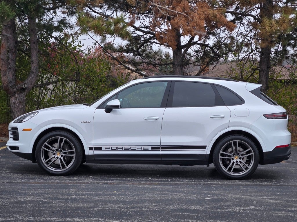 2023 Porsche Cayenne E-Hybrid Platinum Edition