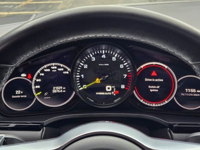 2023 Porsche Cayenne E-Hybrid Platinum Edition