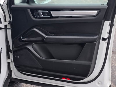 2023 Porsche Cayenne E-Hybrid Platinum Edition