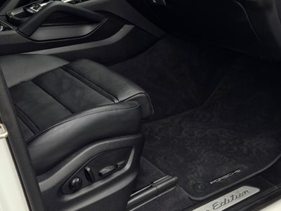 2023 Porsche Cayenne E-Hybrid Platinum Edition