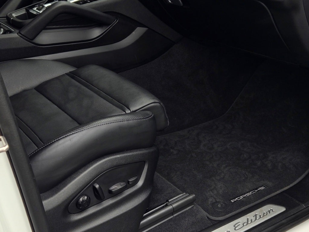 2023 Porsche Cayenne E-Hybrid Platinum Edition