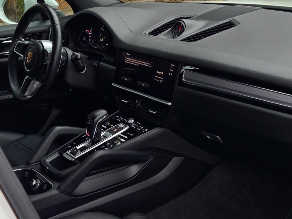 2023 Porsche Cayenne E-Hybrid Platinum Edition