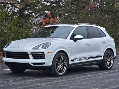 2023 Porsche Cayenne E-Hybrid Platinum Edition