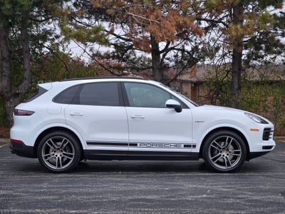 2023 Porsche Cayenne E-Hybrid Platinum Edition