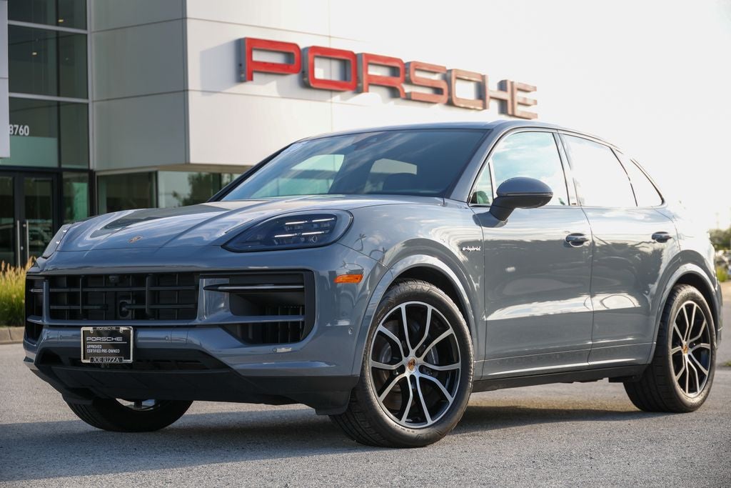 2026 Porsche Cayenne E-Hybrid Base