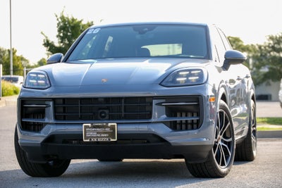 2026 Porsche Cayenne E-Hybrid Base