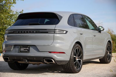 2026 Porsche Cayenne E-Hybrid Base