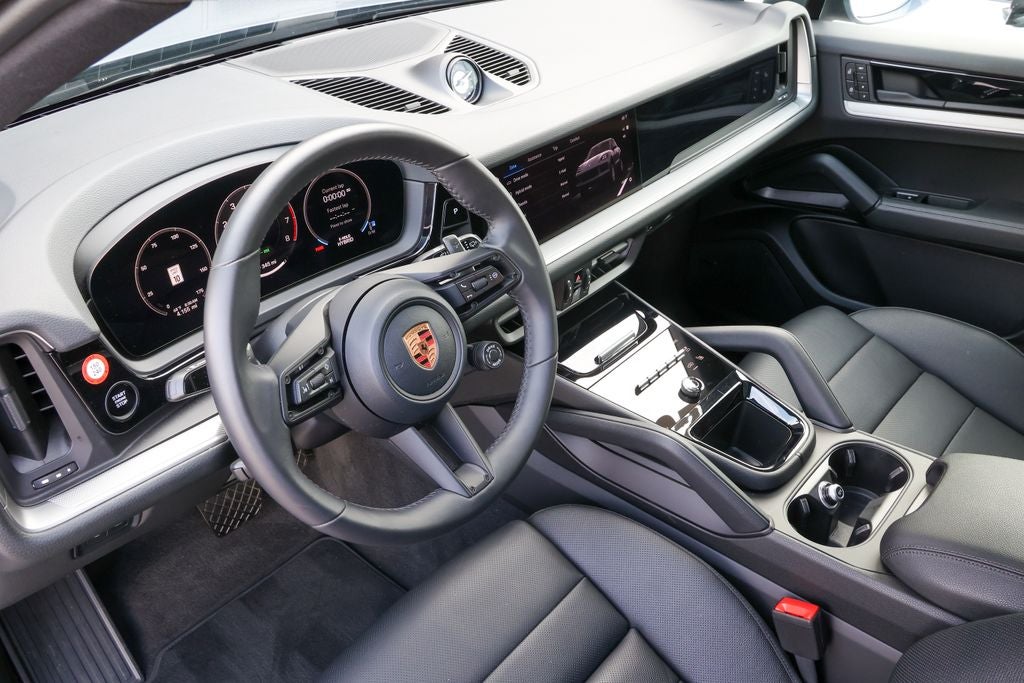 2026 Porsche Cayenne E-Hybrid Base