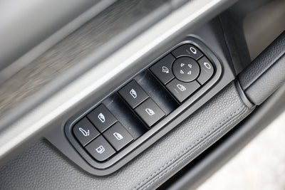 2026 Porsche Cayenne E-Hybrid Base