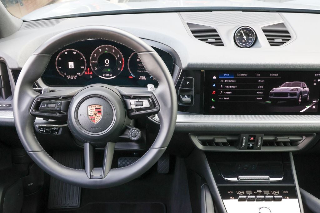 2026 Porsche Cayenne E-Hybrid Base