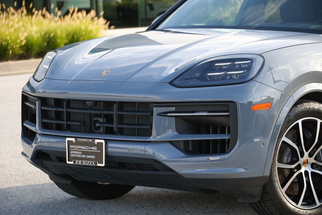 2026 Porsche Cayenne E-Hybrid Base