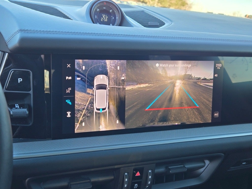 2025 Porsche Cayenne E-Hybrid Base