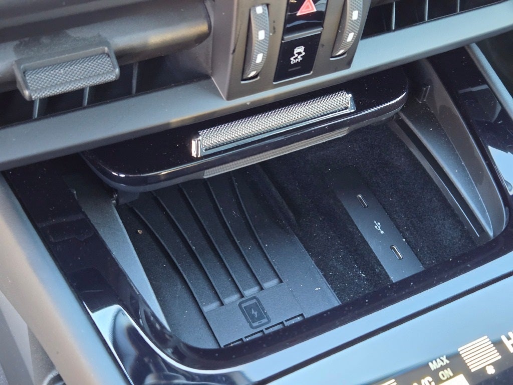 2025 Porsche Cayenne E-Hybrid Base