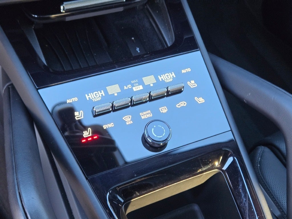 2025 Porsche Cayenne E-Hybrid Base