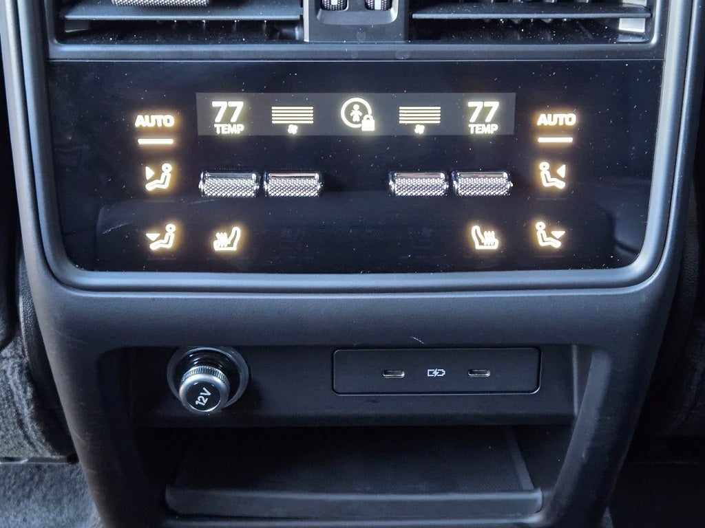 2025 Porsche Cayenne E-Hybrid Base