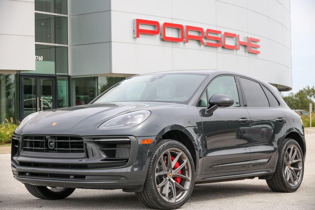 2025 Porsche Macan GTS