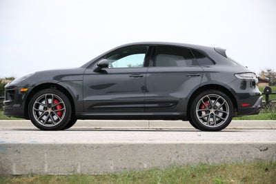 2025 Porsche Macan GTS