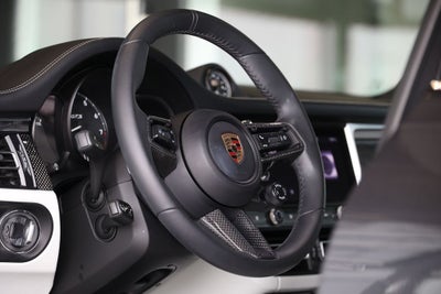 2025 Porsche Macan GTS