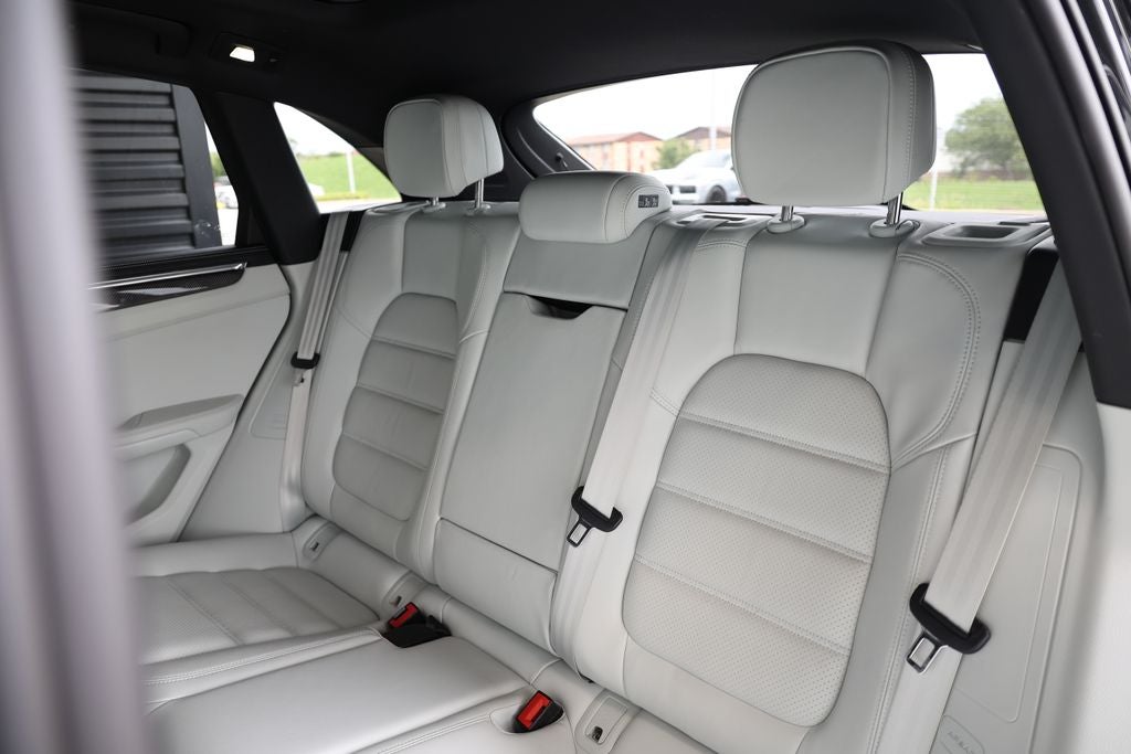 2025 Porsche Macan GTS