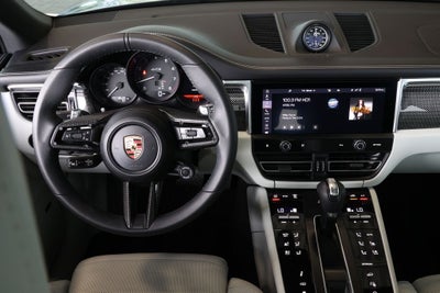 2025 Porsche Macan GTS