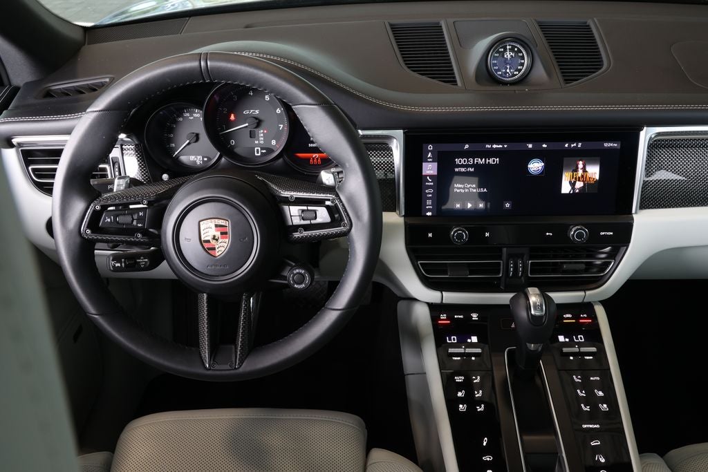 2025 Porsche Macan GTS