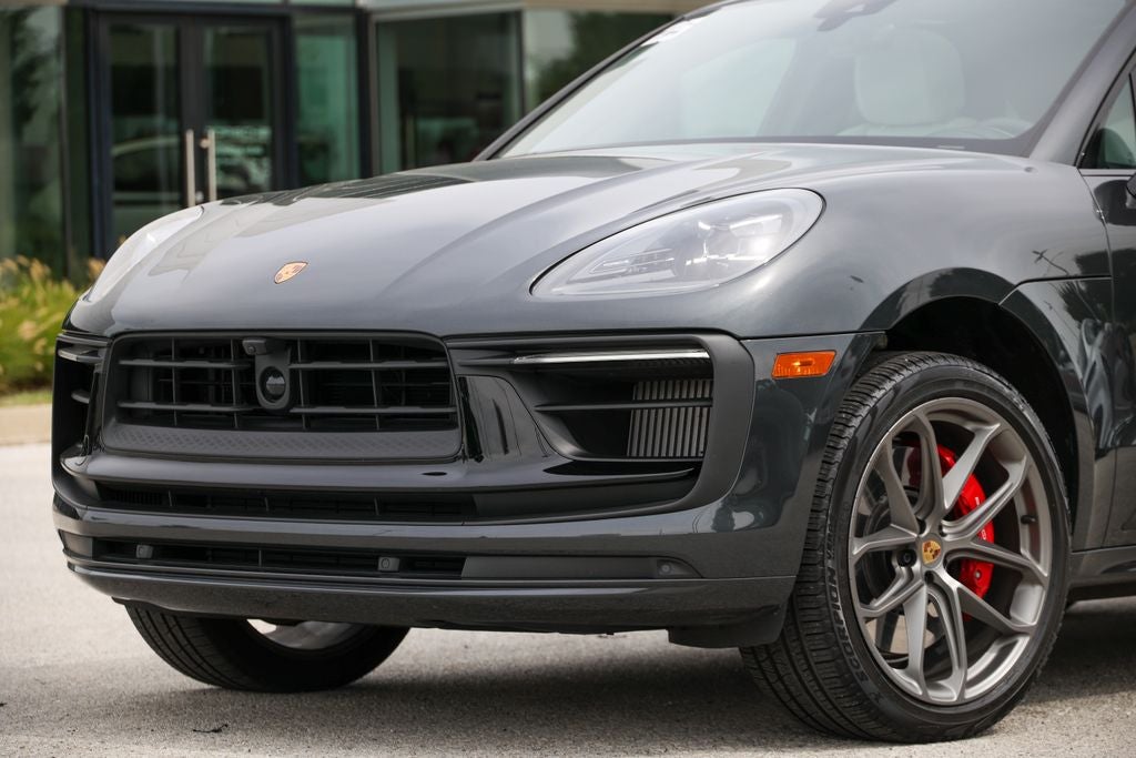 2025 Porsche Macan GTS