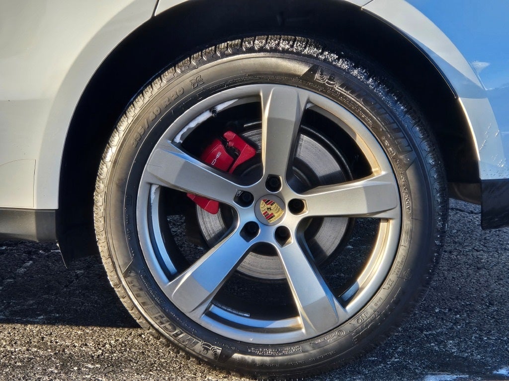 2022 Porsche Macan S