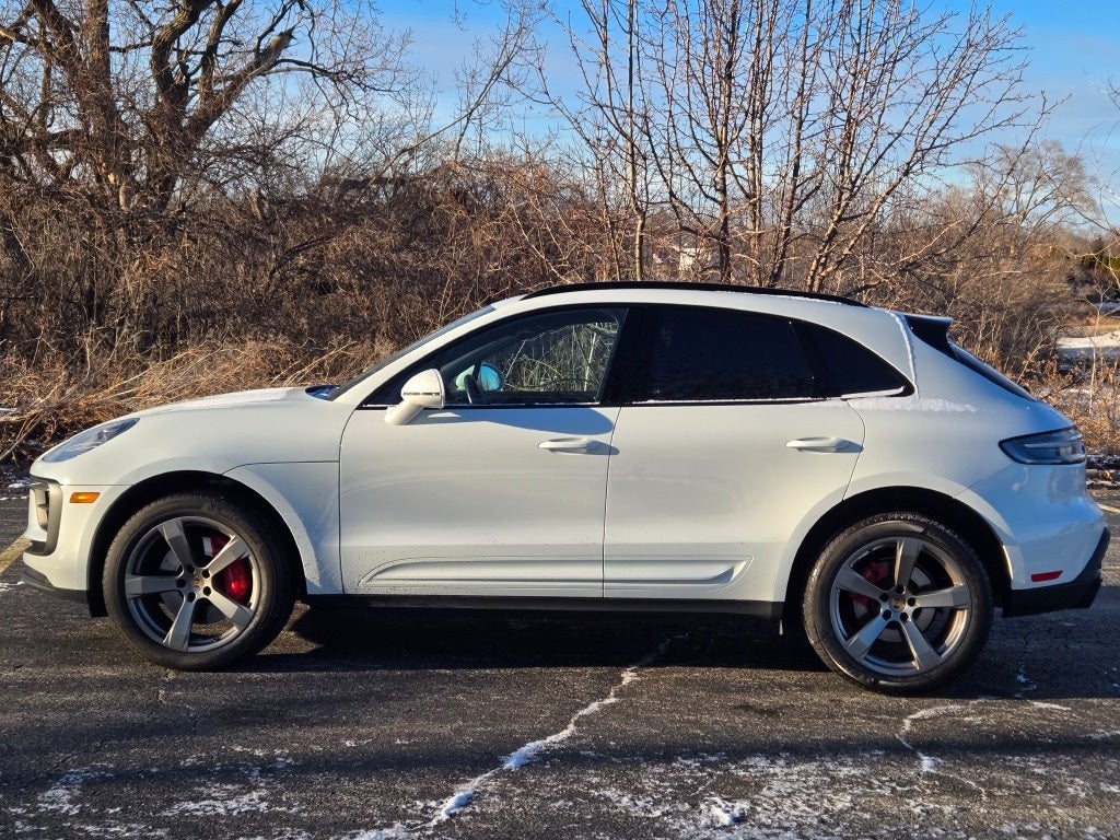 2022 Porsche Macan S